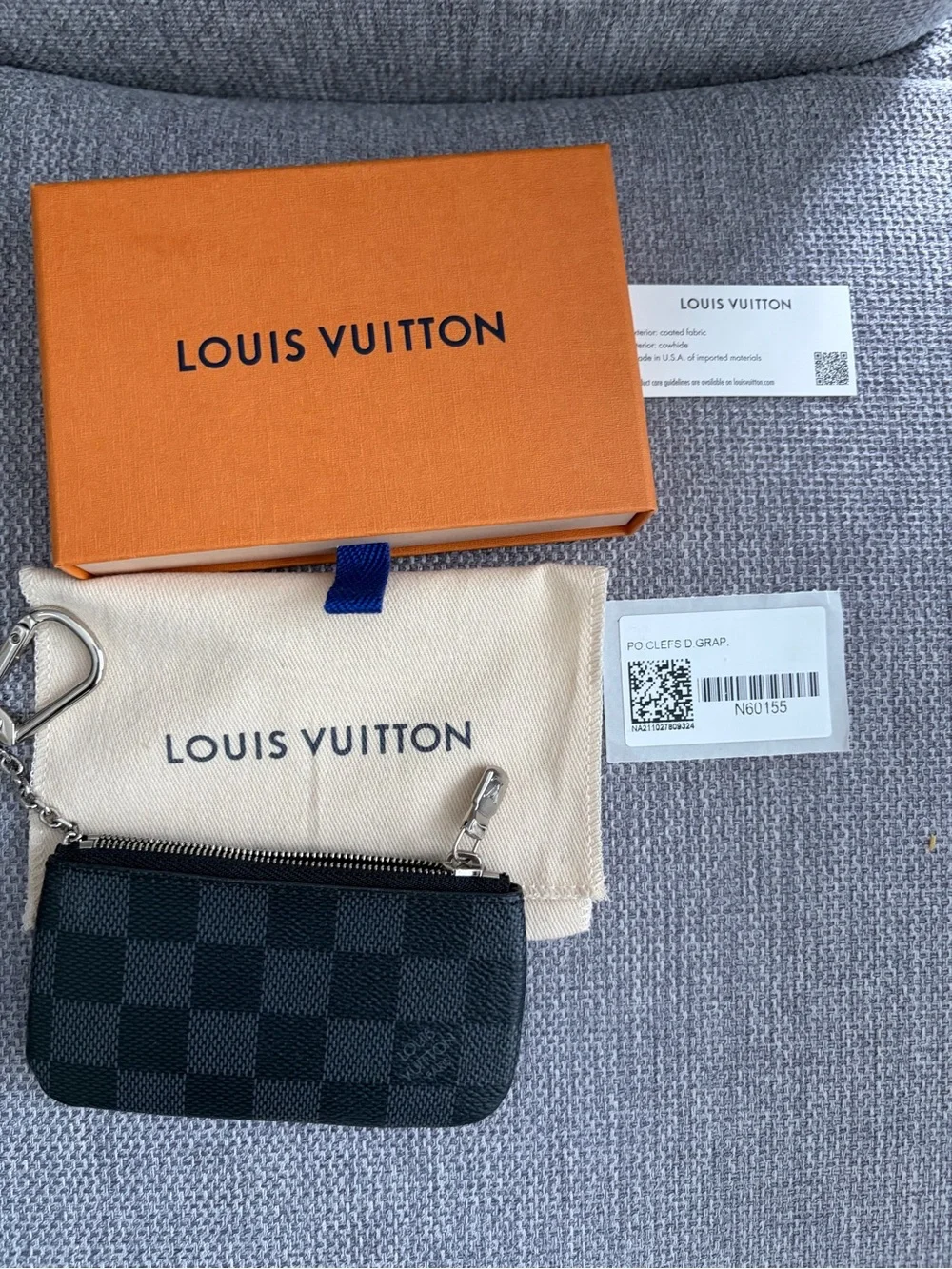 Louis Vuitton Damier Graphite Key Pouch - Black & Grey tag included